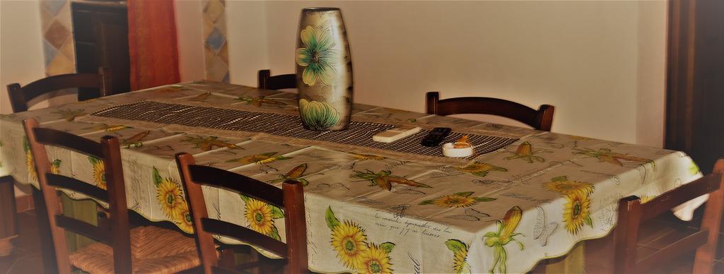 منزل الضيف أروسييْ  في La Ginestra المظهر الخارجي الصورة