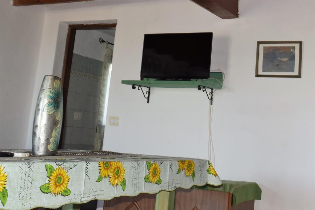 منزل الضيف أروسييْ  في La Ginestra المظهر الخارجي الصورة